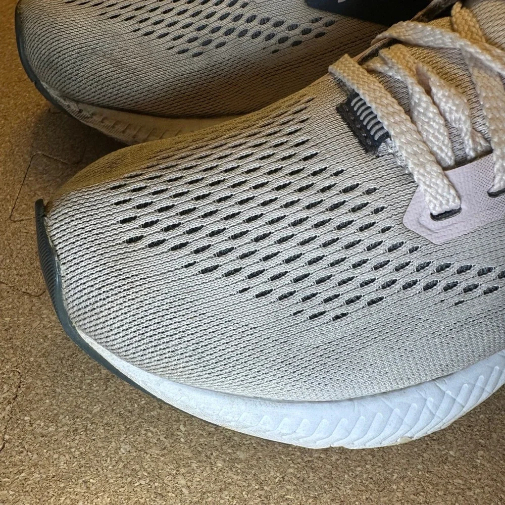 Brooks Launch GTS 8 Running Shoe Women 6.5 Grey Navy Support Sneaker 1203461B653
